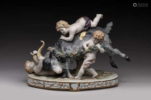 VIENNE. GROUPE en porcelaine polychrome à décor d'un bélier ...