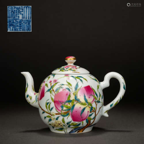 Qing Qianlong pastel-colored longevity peach-shaped pot
