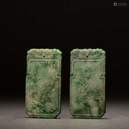 A pair of emerald flower and bird plaques, Qing Dynasty