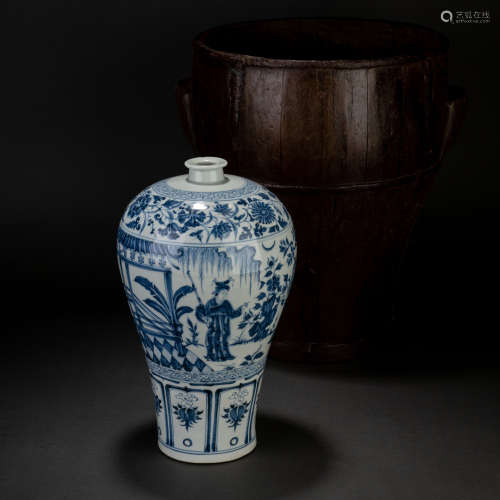 Yuan blue and white figure plum vase