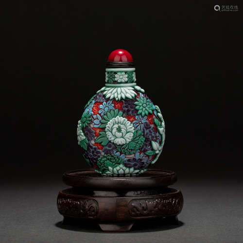 Cleaner flower snuff bottle