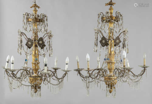 Coppia di lampadari Luigi XVI a sei luci in legno