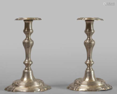 # Coppia di candelieri Luigi XIV in argento