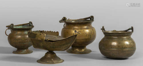 Tre secchielli in bronzo dorato del sec.XVII e