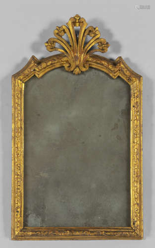 Specchiera Luigi XV in legno intagliato e dorato,