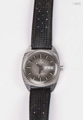 YEMA. Montre Sous-marine Automatic, cadran à fond gris à bât...