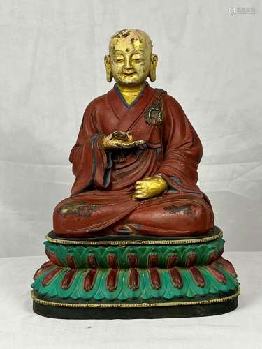 A COLORED BRONZE SEATED LUOHAN.QING DYNASTY