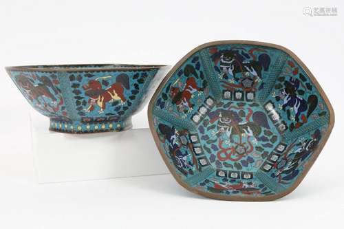 Rare Pair of Antique Japanese Cloisonne Bowls