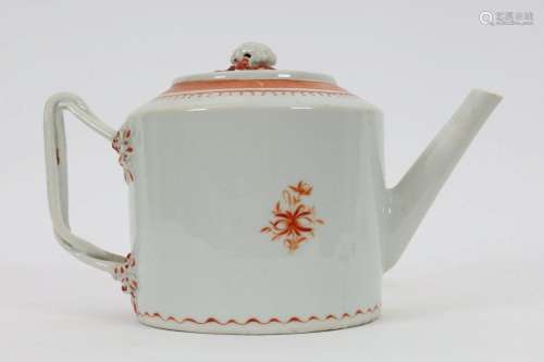 18th C Pineberry Chinese Export Teapot
