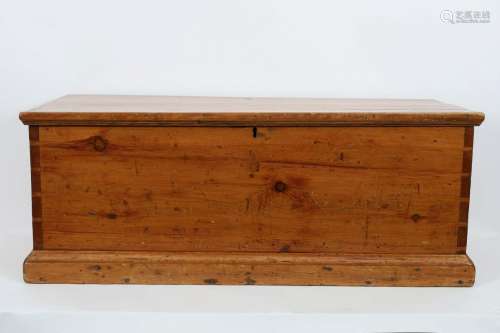 Antique Dovetailed Canadian Pine Blanket Chest