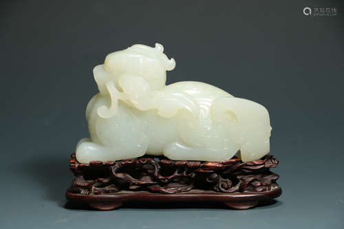 QING DYNASTY - HOTAN WHITE JADE AUSPICIOUS ANIMAL