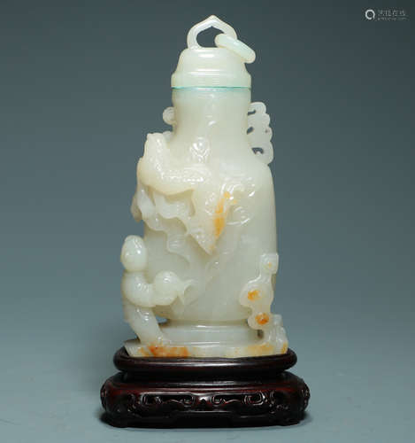 QING DYNASTY - WHITE JADE APPRECIATION BOTTLE