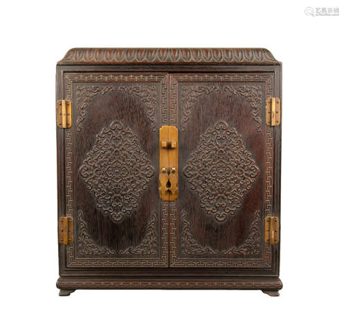 QING DYNASTY - RED SANDALWOOD OFFICIAL BOX