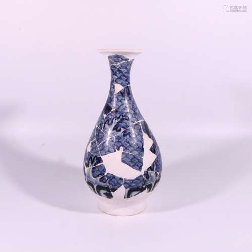 Blue and white sea water pattern jade pot spring