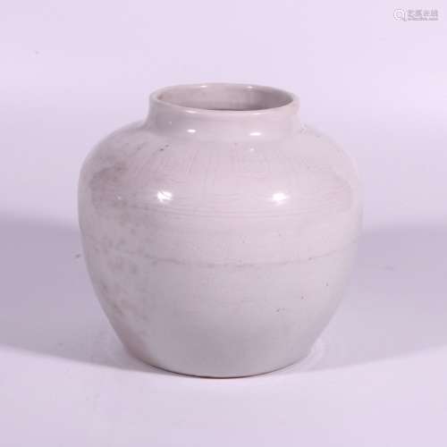 Sweet white glaze dark engraved dragon jar