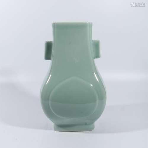 Celadon-glazed square-shaped vase
