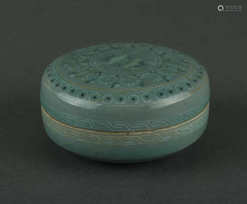 ANCIENT CHINA - FLOWER PATTERN COVER BOX