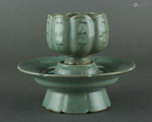 ANCIENT CHINA - FLOWER PATTERN TEA CUP
