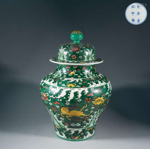 QING DYNASTY - MULTICOLORED GENERAL JAR