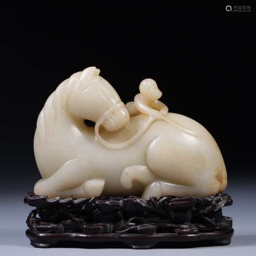 Hetian jade horse Fenghou ornament