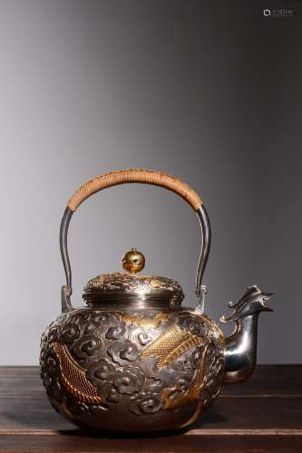 Rongzhen high relief gilt dragon pattern silver pot