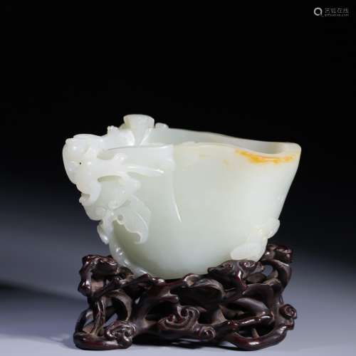 Hetian jade double dragon ganoderma lucidum water bowl