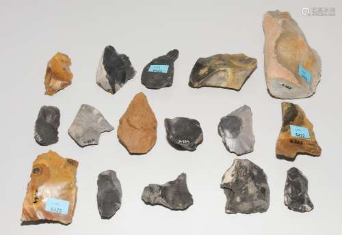 Lot: 16 Steinwerkzeuge