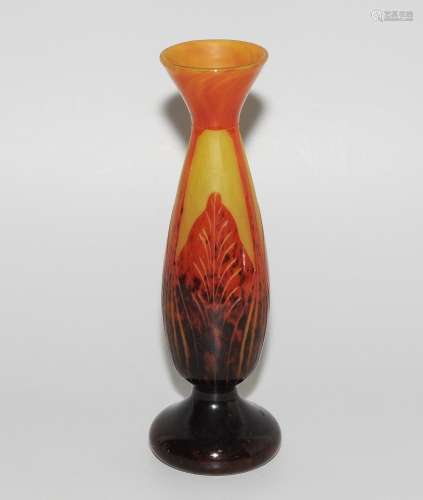 Verrerie Schneider, kleine Vase