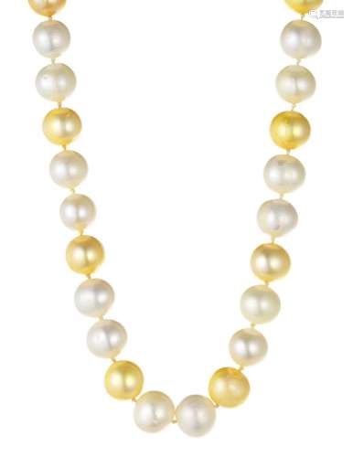 Collier de perles blanches et gold (D