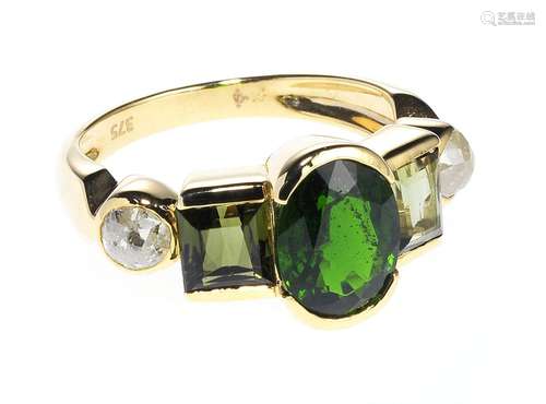 *Bague sertie d'un diopside taille ova