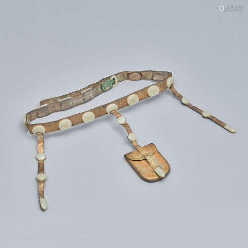 Ancient Chinese gilt belt of Hetian jade