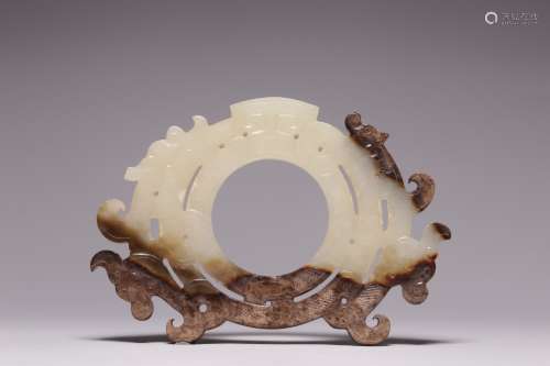 Hetian jade belt Qinli dragon out of the wall