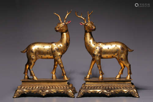 A pair of silver sika deer in the Qing Dynasty