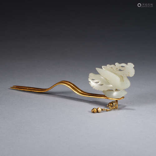 Chinese Ming Dynasty Hetian jade gilt gold hairpin