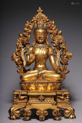 In the Qing Dynasty, bronze gilt immovable Buddha