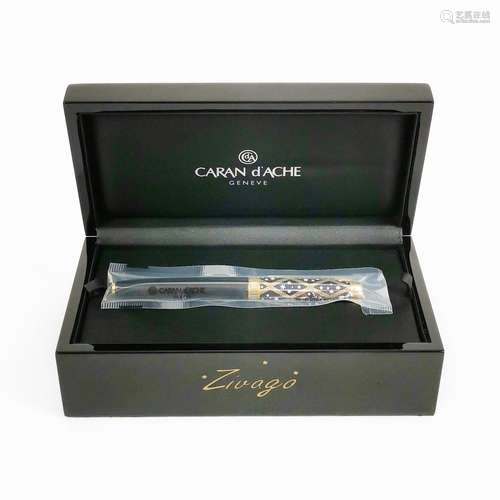 Caran d'Ache, Zivago, stylo-plume<br />
Laque