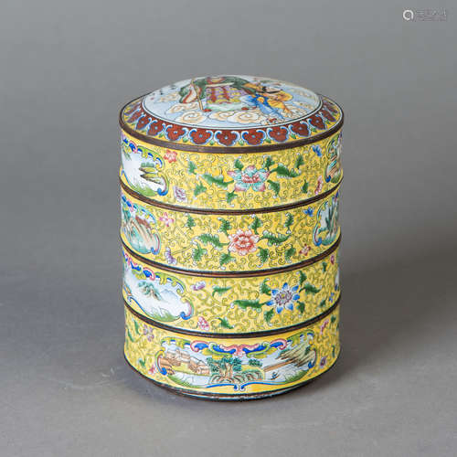 A FOUR-LAYER CLOISONNE 'FIGURAL' BOX WITH COVER