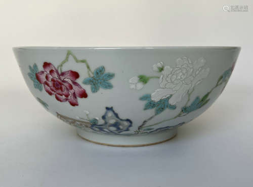 A large fine decorated familly rose bowl, unkown mark.