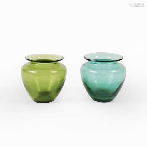 Deux vases