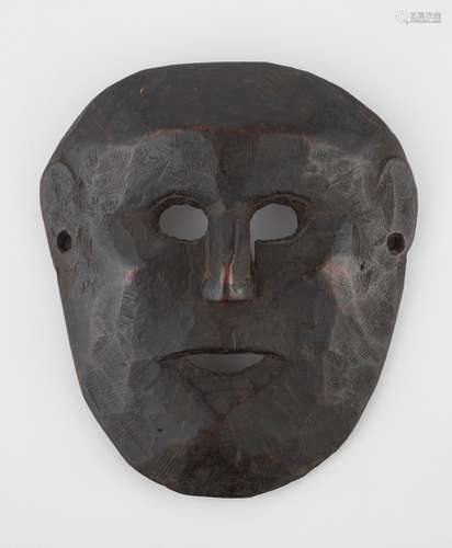 Masque de shaman, Népal<br />
Bois à patine brune, H 24 cm