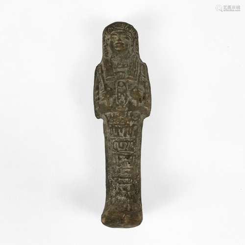 Oushebti, Egypte, dans le style antique<br />
Terre cuite, L...