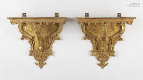 Paire de consoles d'applique de style Louis XIV<br />
Bois s...