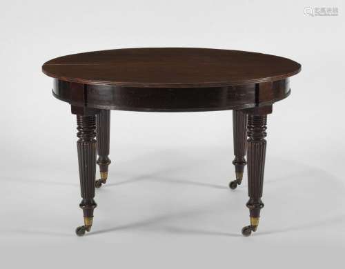 Table de salle à manger d'époque victorienne<br />
Acajou, 7...