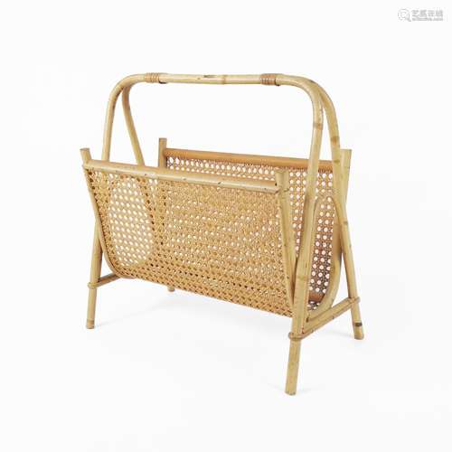 Porte-revue, Italie, vers 1960<br />
Bambou, 45x45x22 cm