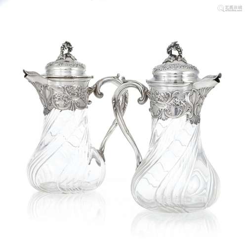 Paire de carafes en verre et monture en argent Minerve 1er t...