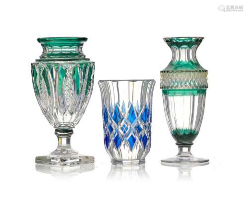 Ensemble de 3 vases en cristal teinté bleu et vert, Val Sain...