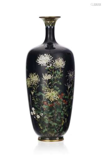Vase en émaux cloisonnés au décor de chrysanthèmes sur fond ...