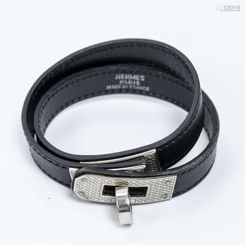 HERMES Paris - BRACELET modèle "Kelly double tour"...