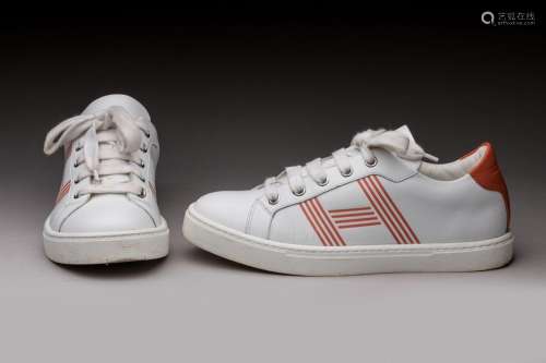 HERMES Paris - SNEAKERS  modèle "Avantage" pour fe...