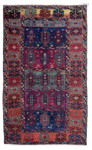 Tapis Kazakh, Caucase, 1er tiers du XXe s., à rangées de mot...